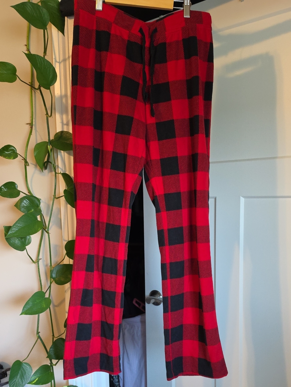 Old Navy Red and Black Buffalo Plaid Pajama Pants